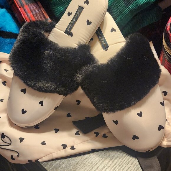 Victoria Secret Slippers - Picture 2 of 2